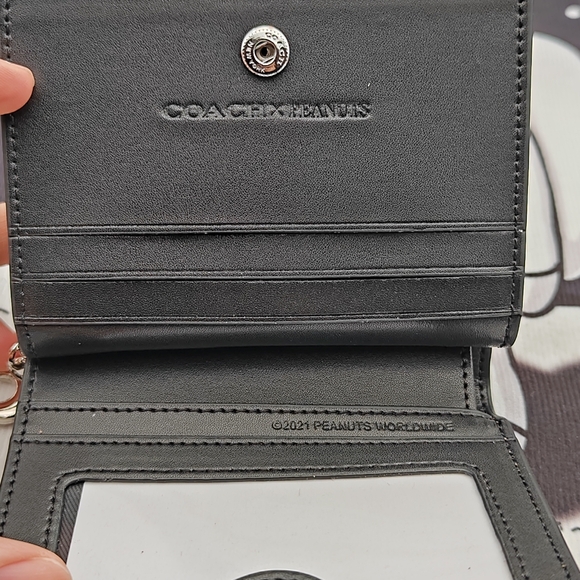Coach Wallet - Picture 4 of 6
